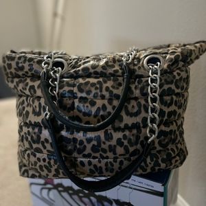 Hand bag